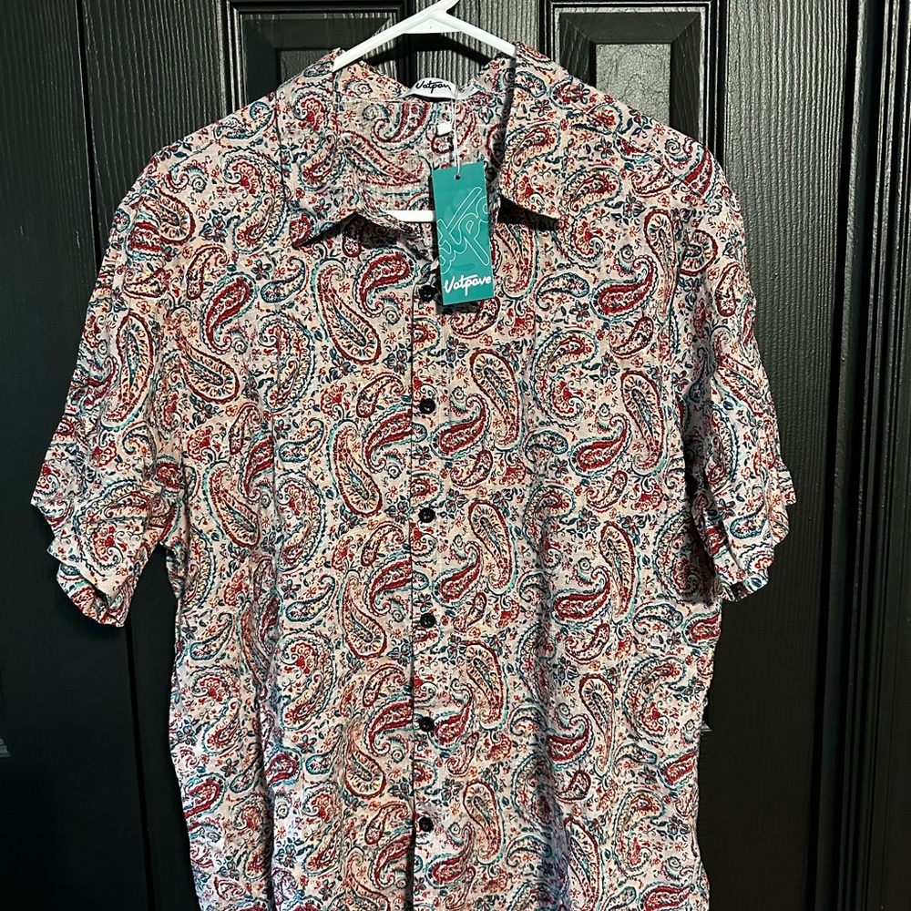 Bundled! Six shirts. Men's Paisley Button Downs! Three never worn.